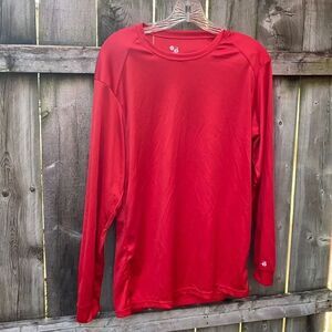 Badger Sport red shirt sz. S
